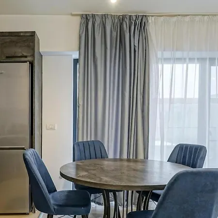 Vitan Plaza Comfort Апартаменты